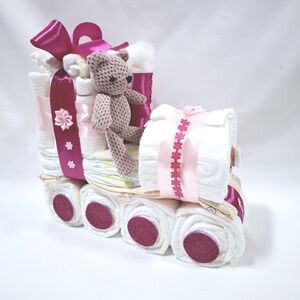 Mozdony vonat pelenkatorta, pelenkatorony 2-5 kg babaváró csomag