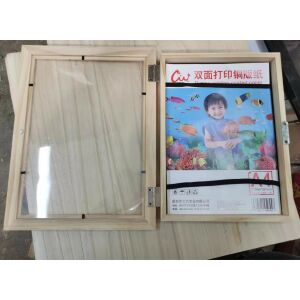 KeepHome képkeret, műanyag, tárolóhellyel, A4-es rajzokhoz és festményekhez, biztonsági üveg, barna