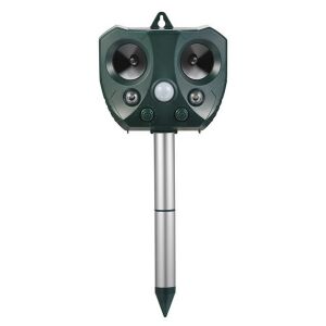 KeepHome napelemes ultrahangos állatriasztó vörös és fehér LED fényekkel, a készüléket fehér háttér előtt mutatja - Háziállat riasztó