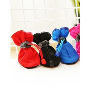 Vízálló kutyacipők piros, fekete, kék és rózsaszín színben - Cipővédő