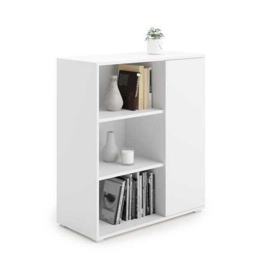 Detail bielej knižnice Fondi, štýlová organizácia domácnosti