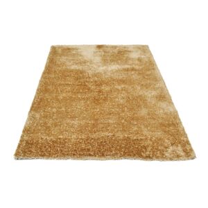 Schräge Ansicht des Bakero Monaco Gold Shaggy Teppichs (80x150 cm) - Innenarchitektur