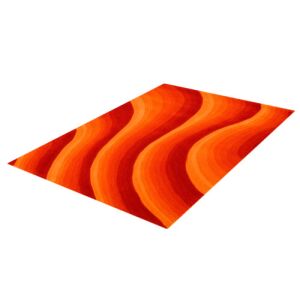 Schräge Ansicht des Bakero Casablanca orangefarbenen Teppichs auf weißem Hintergrund - Innenarchitektur