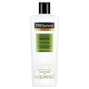 Odżywka TRESemmé Flawless Waves z olejem kokosowym, 400ml - Odżywka do włosów