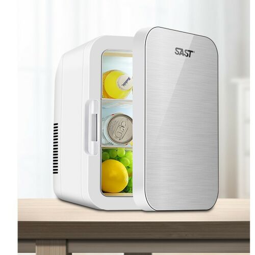 Mini hűtőszekrény, 8L, SAST, fehér, nyitott ajtóval, belső polcokkal és tartalommal