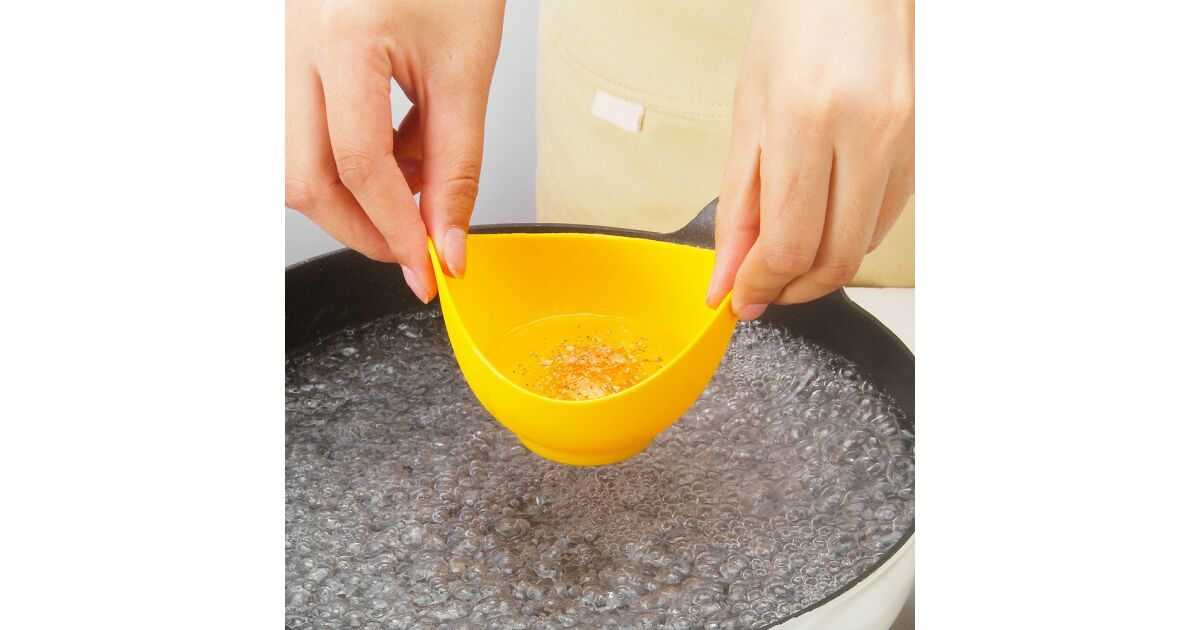 Set 4 forme pentru oua posate KipHome, din silicon rezistent la temperatura mare, usor de utilizat, multicolor 120955264