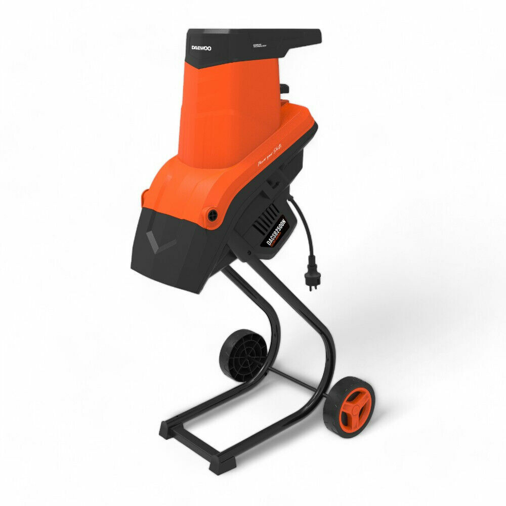 Daewoo DACSB2400 ágaprító 2400W 45MM GYŰJTŐZSÁKKA