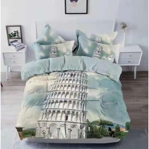 PISAI FERDE TORONY témájú 7 részes ágyneműhuzat egy bevetett ágyon
