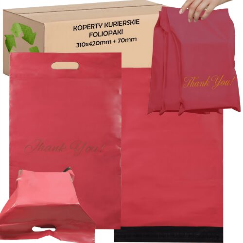 Koláž červených kuriérskych tašiek s rúčkou, baliaci box.