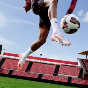 Puma Ultra 5 Ultimate FG focicipő 108159 01 45 143593796 - Férfi lábbeli