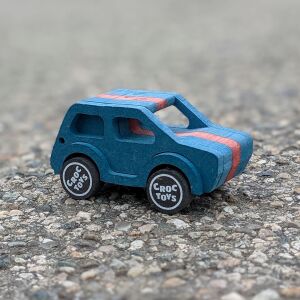 Zestaw do budowy pojazdu elektrycznego Monik Croc Toys, niebieski samochód z czerwonymi paskami, złożony - Gra naukowa i odkrywcza