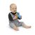 Baba játszik a Baby Einstein Opus's Shake & Soothe rágókával