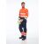 Férfi viseli a Portwest Modaflame RIS Navy/Orange munkaruhát, nagy láthatóságú, lángálló, biztonsági ruházat