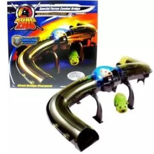 Kung Zhu Combat Bridge set za igru s figurama hrčaka i stazom, akcijska igračka - Vlak i željeznica