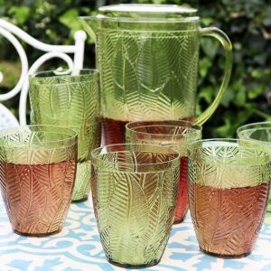 Zöld műanyag kancsó levél mintával, 2,5 literes űrtartalommal, tökéletes italok felszolgálásához - Kancsó