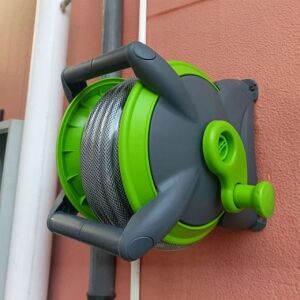 Tambur de furtun verde și gri de 15 m, montat pe perete, perfect pentru udarea grădinii sau curățarea terasei - Irigare