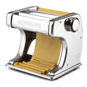 G3 Ferrari G20125 electric pasta maker, making fresh pasta - Pasta Maker