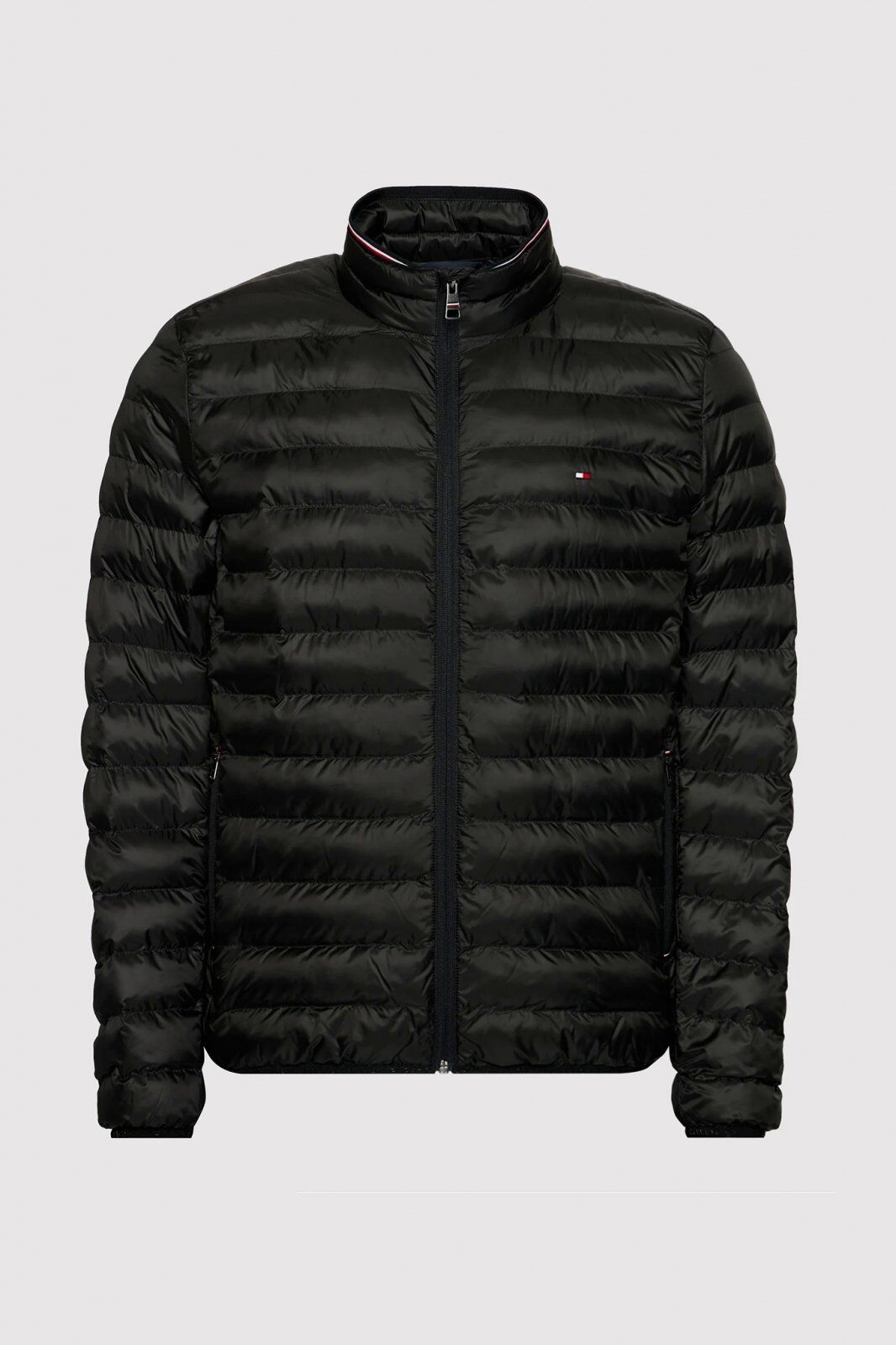 Geaca Tommy Hilfiger din puf Core Circular MW0MW18763 Negru 2XL INTL