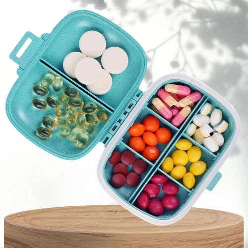 Gyógyszerszervező 8 rekesszel - praktikus tablettáska