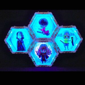 WOW! PODS Afișaj de personaje Harry Potter cu funcție de iluminare, cu Harry Potter, Hermione Granger, Ron Weasley și Dobby - Produs Fan Gaming