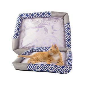 MiaCara macskaágy karomköszörűvel, 65x50cm, macska fekszik az ágyban - Macska fekhely