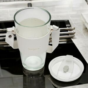 Hrnček zo skla na kávu a čaj so slamkou a viečkom 450 ml cup09b 123758451 - Preprava jedla a nápojov