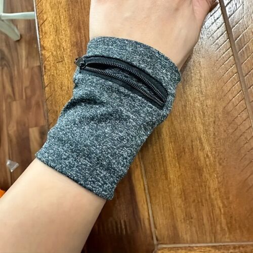 Stílusos Uniszex Csuklószorító tároló rekesszel, Tökéletes Edzőteremhez, Futáshoz, Kerékpározáshoz 136057587