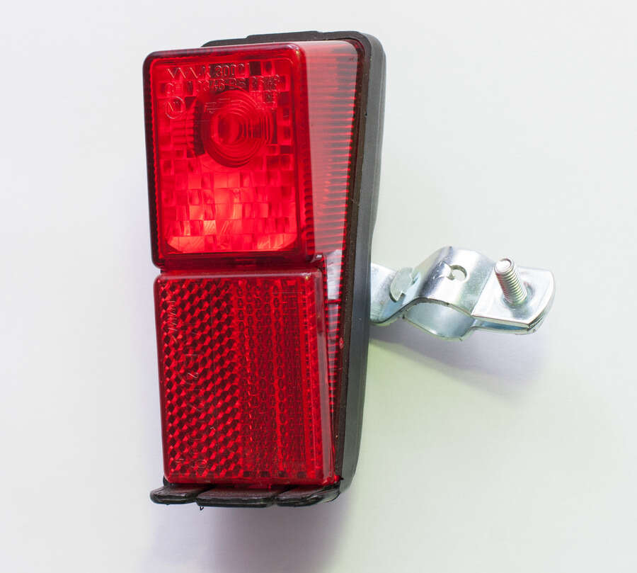 Hátsó lámpa hátsó villára