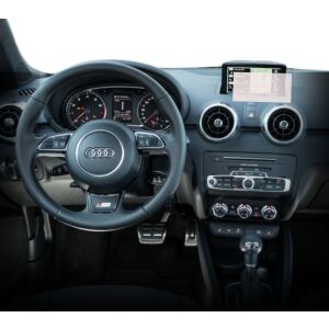 Folie mată de protecție Duragon instalată pe sistemul de navigație Audi A1 Sportback 2015-2018 - Electronica auto