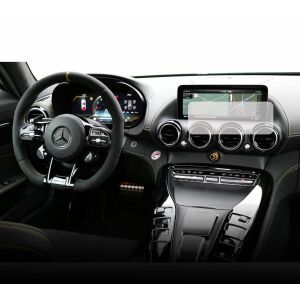 Duragon navigációs képernyővédő fólia felszerelve egy Mercedes AMG GT Coupe műszerfalára - Fejegység kiegészítő