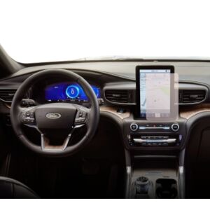Folie de protecție Duragon pentru ecranul de navigație Ford Explorer 2019-2024, instalată - Accesorii electronice auto