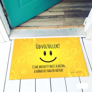 Vicces lábtörlő mosolygós arccal és üdvözlő üzenettel. Hozz mosolyt, hagyd a gondokat hátra. - Vicces ajándék