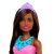 Barbie hercegnő baba arca közelről, barna hajú, tiarával és nyaklánccal