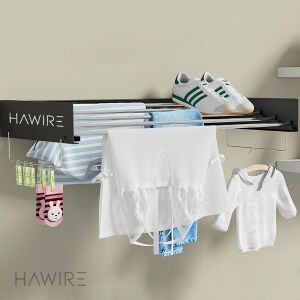 HAWIRE M-100 fém ruhaszárító, falra szerelhető, kihúzható, fekete, ruhákkal - Ruhaszárító