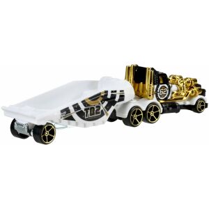 Hot Wheels Turbo Beast játék teherautó, fehér és arany színben, pótkocsival, 3/4-es nézet - Mattel