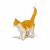 Figurka Papo przedstawiająca białego i pomarańczowego kota domowego, stojącego na czterech łapach, ogon w górze, patrzącego w prawo