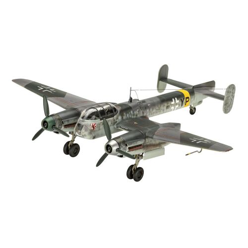 Összerakott Revell Arado AR-240 1:72 repülőgép modell