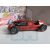 Összeszerelt 1:24 méretarányú MisterCraft Alfa Romeo Alfetta modellautó, piros vintage versenyautó 2-es számmal, részletes motorrésszel, elmosódott versenypálya háttérrel.