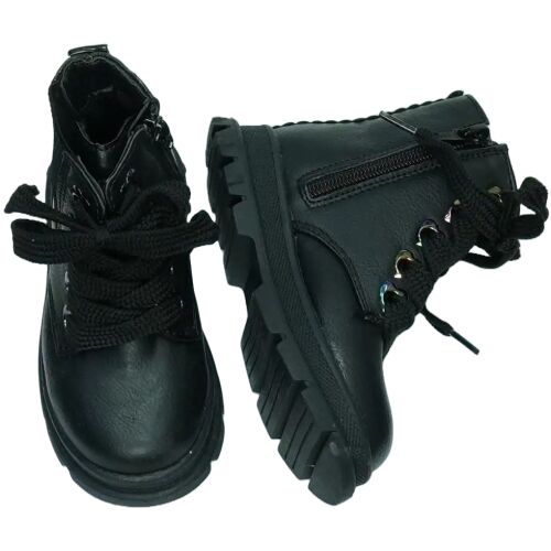 Черни обувки с връзки George, размер EU 23, с капси във формата на сърце