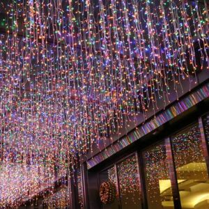 Wielokolorowe lampki w kształcie sopli, 100 LED-owych lampek choinkowych, lampki do zasłon, lampki choinkowe, lampki świąteczne, lampki zewnętrzne, lampki dekoracyjne - Lightshine