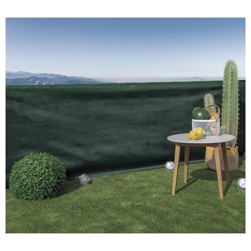 RECYNET green shade net used as privacy screen in garden