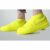 Жълти водоустойчиви калъфи за обувки с противоплъзгаща подметка, носени на обувки