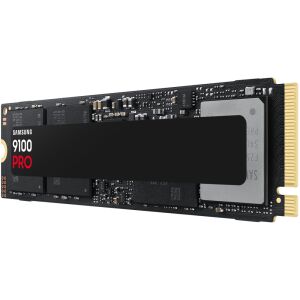 Imagine din unghi a SSD-ului Samsung 9100 PRO 2TB NVMe PCIe 5.0 - Solid State Drive (SSD)