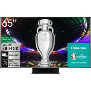 Hisense 65UXKQ 4K ULED TV UEFA trófeát mutat - Hisense