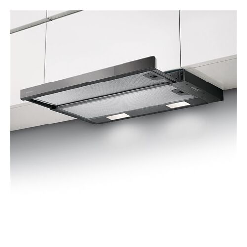 Faber FLEXA NG GLASS BK A60 Einbau-Dunstabzugshaube in Schwarz, in einer Küche installiert