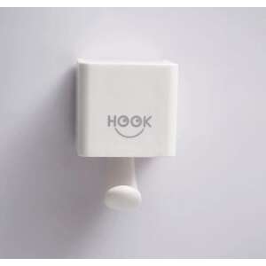 Cârlig de perete alb cu o față zâmbitoare, perfect pentru agățarea prosoapelor, cheilor sau a altor articole mici - Design interior