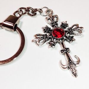 Piros köves gótikus kereszt kulcstartó