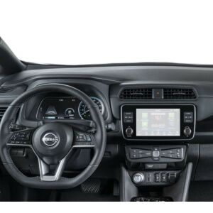 Deska rozdzielcza Nissan Leaf 2017-2025 z zainstalowaną folią ochronną na ekran nawigacji Duragon - Radio samochodowe