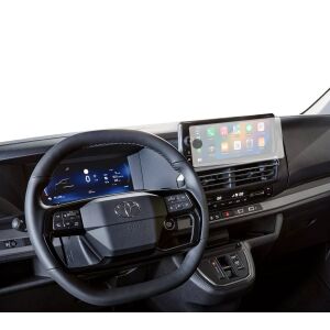Folie de protecție Duragon pentru ecranul de navigație Toyota Proace Verso 2023-2025 instalată - Accesorii electronice auto
