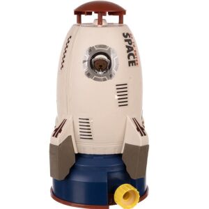 Rakéta, un stropitor în formă de rachetă pentru distracție în grădină, cu doi copii care se joacă - Jucarii pentru activitati in aer liber